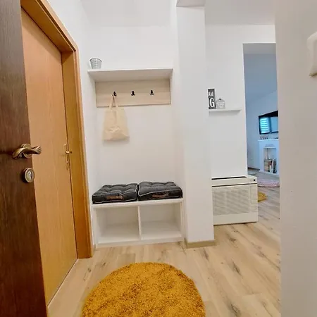 Karmen Apartamento Vodice